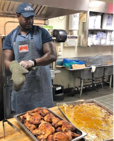 Dining With Miss Lil: NJ Jets Offensive Tackle Kelvin Beachum Giving On  World Food Day