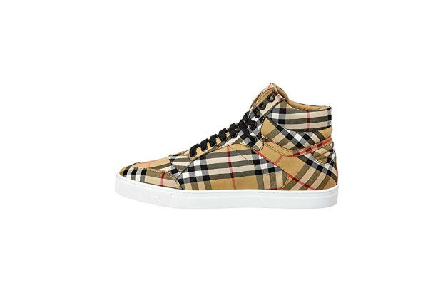 færdig periode vare Burberry Channels Harlem's Dapper Dan With Canvas Brown Sneakers